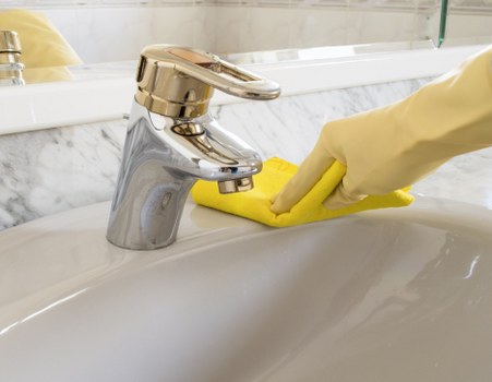 Cleaning skirting boards and surfaces in a Bermondsey property before move in